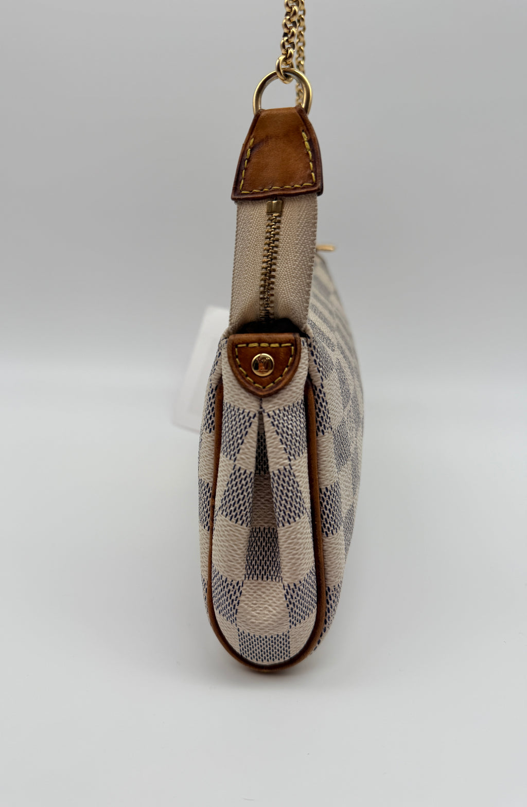ExaLouis Vuitton Damier Azur Eva Clutch