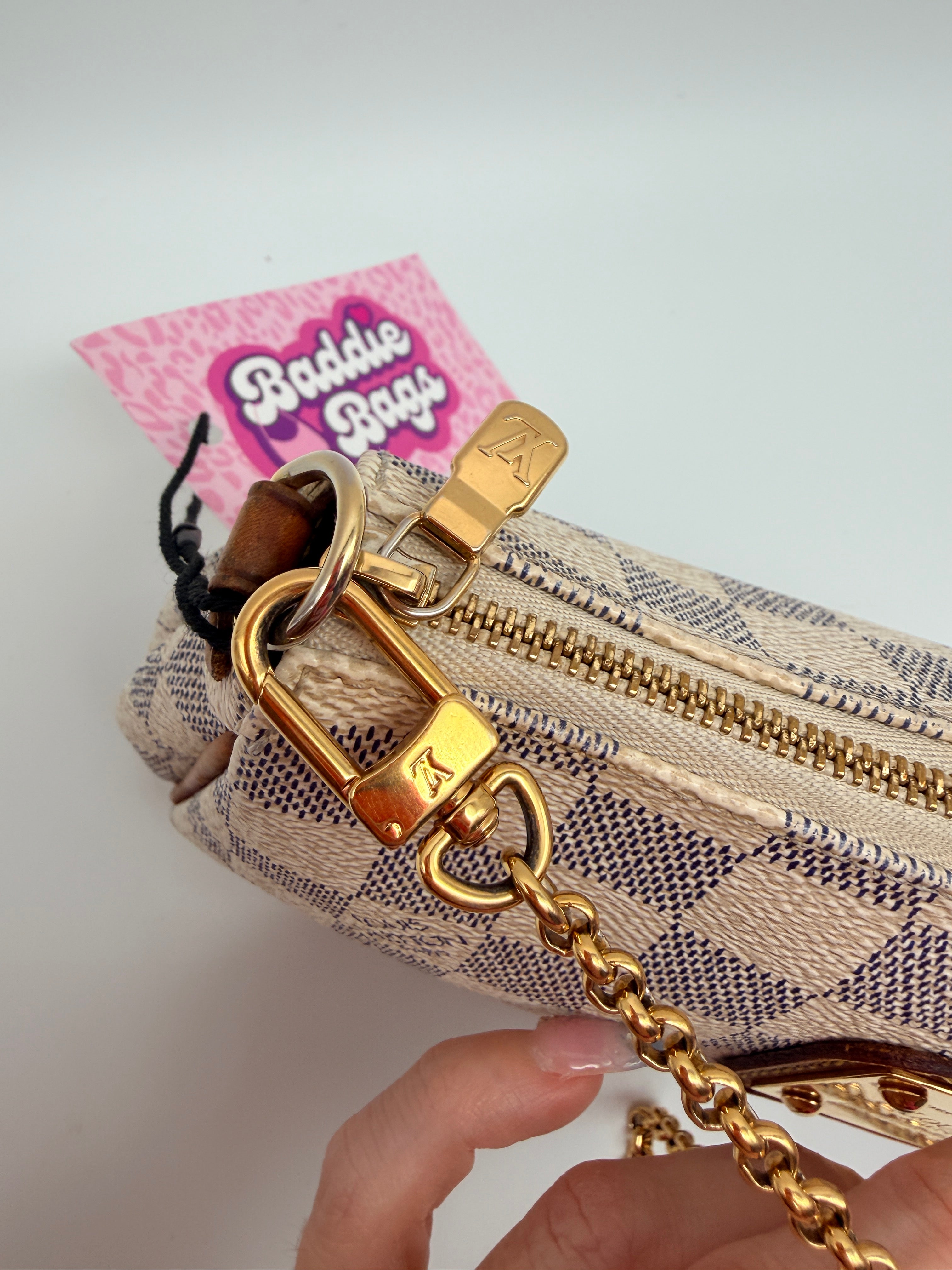 ExaLouis Vuitton Damier Azur Eva Clutch