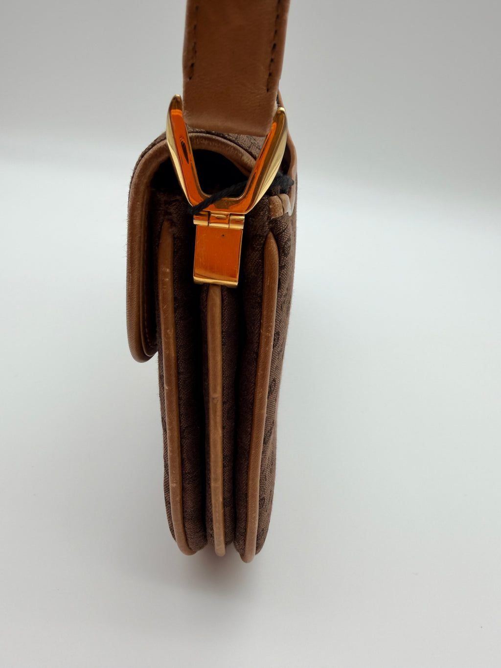 Vintage Gucci GG Canvas Shoulder Bag in Brown — 1970s–80s