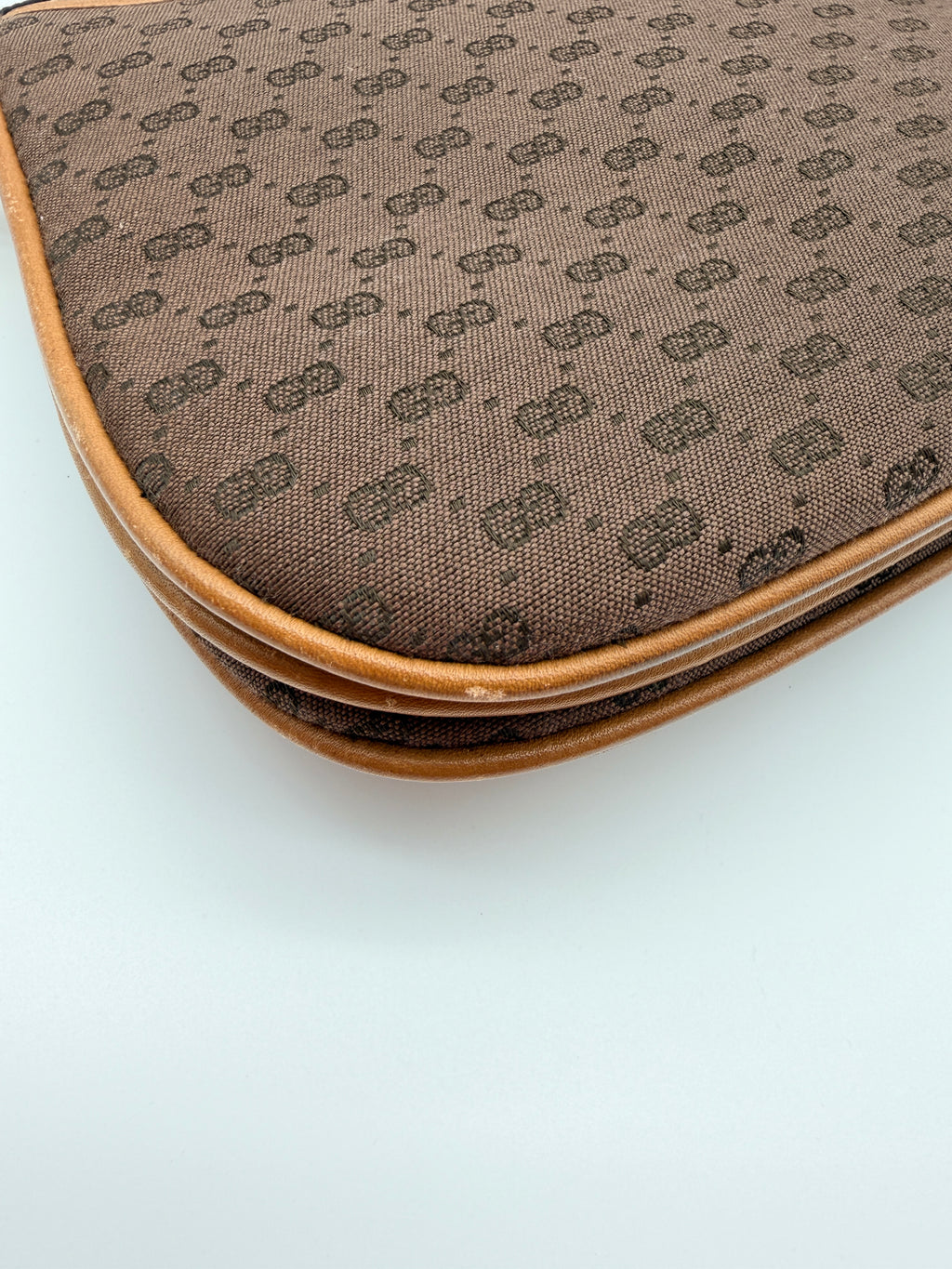 Vintage Gucci GG Canvas Shoulder Bag in Brown — 1970s–80s